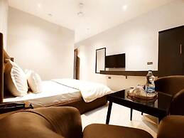 HOTEL MONDAY - Comfortable & Safe Stays