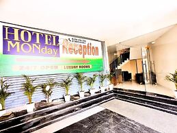 HOTEL MONDAY - Comfortable & Safe Stays