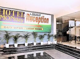 HOTEL MONDAY - Comfortable & Safe Stays