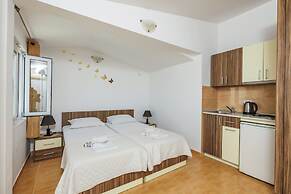 Apartments Nada