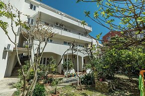 Apartments Nada