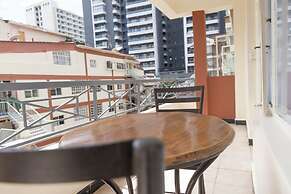 Gemina Court