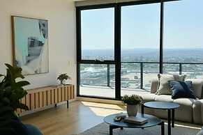 Suites Eaton - Toronto