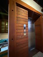 403 Serene Teak Boutique Apartments