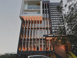 Super Townhouse Spruce Hotels Bellandur