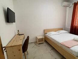 Xho's Forest Guest House