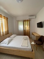 Xho's Forest Guest House