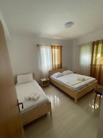 Xho's Forest Guest House