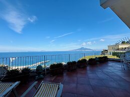 YourHome - Villa Ayala