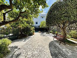 YourHome - Villa Ayala