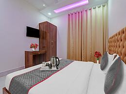 Townhouse Hotel Spotlight