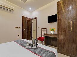 Townhouse Hotel Spotlight