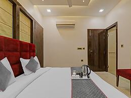 Townhouse Hotel Spotlight