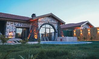 Liva Villa