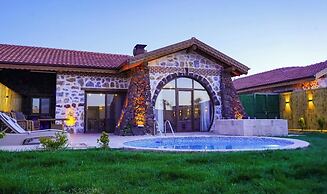 Liva Villa
