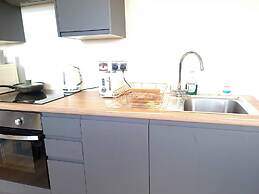 Contractor Friendly 2BR Weekly, Monthly Discount