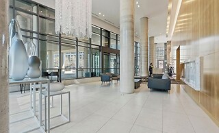Hotel X