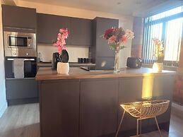 Winter Stays, Pool, Wi-fi, Parking, 3double Beds