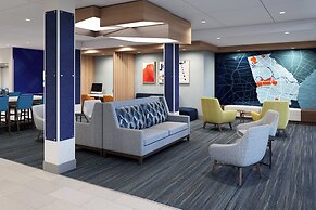 Holiday Inn Express Granby Northwest By Ihg
