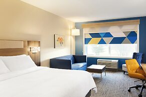 Holiday Inn Express Granby Northwest By Ihg