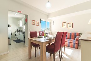Bays Secrets Apartment by Atlantic Holiday