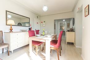 Bays Secrets Apartment by Atlantic Holiday