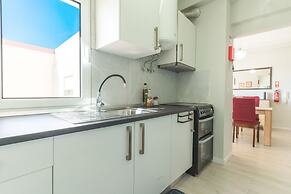 Bays Secrets Apartment by Atlantic Holiday