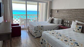 OCEAN FRONT APARTMENT CANCUN