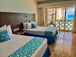 OCEAN FRONT APARTMENT CANCUN