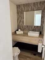 OCEAN FRONT APARTMENT CANCUN