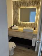 OCEAN FRONT APARTMENT CANCUN
