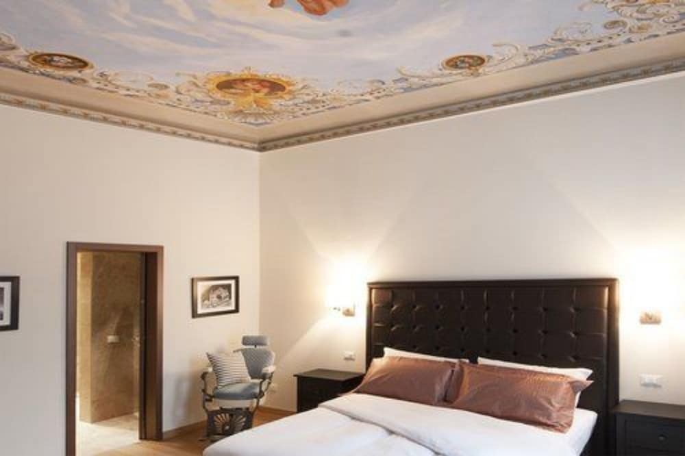 Florence Art Apartments