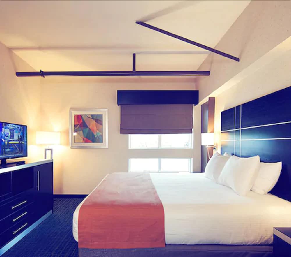 Warehouse Hotel