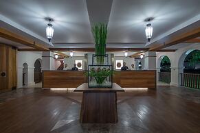 Sanctum Inle Resort