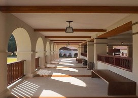 Sanctum Inle Resort