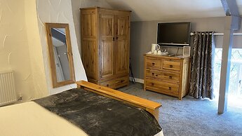 Bridge Farm Hotel