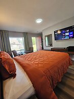 Arrowhead Inn by Baaman's