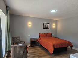 Arrowhead Inn by Baaman's