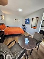 Arrowhead Inn by Baaman's