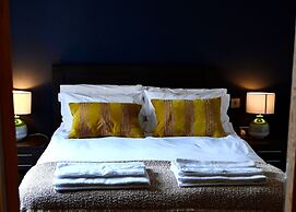 Eight at The Bakery B&B Tatsfield