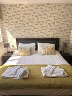 Eight at The Bakery B&B Tatsfield