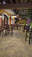 El Zaguán Colonial by GuruHotel