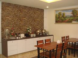City Central Hotel