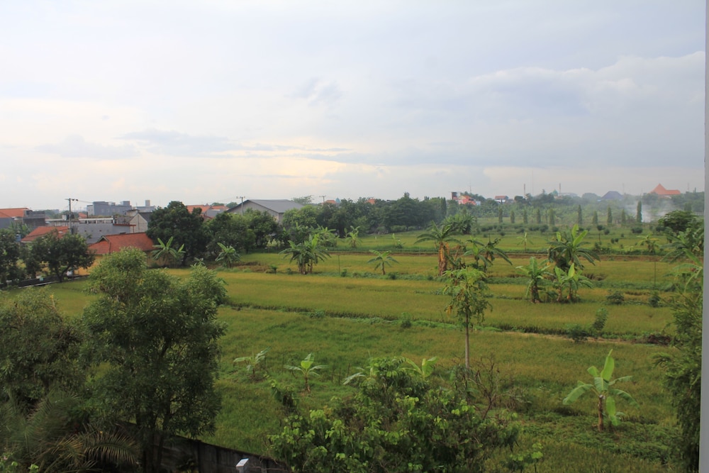 Hotel Tilamas Juanda