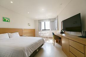 Bk Hotel Jeju