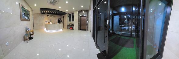 Zamong Hotel