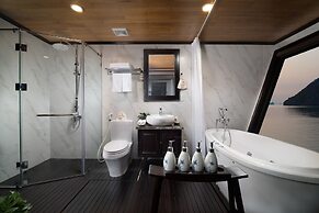V'Spirit Cruises