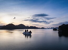 V'Spirit Cruises