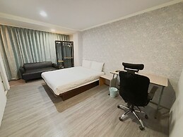 Taipei Happy Home