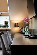 Hotel Szary Residence